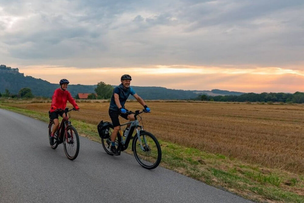 2022 Cube Electric Hybrid, Town and Touring Bikes